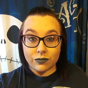 Meet your Posher, Janet